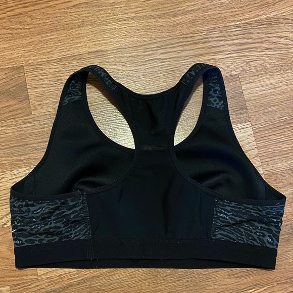 Nike Sports Bra - Picture 3 of 5